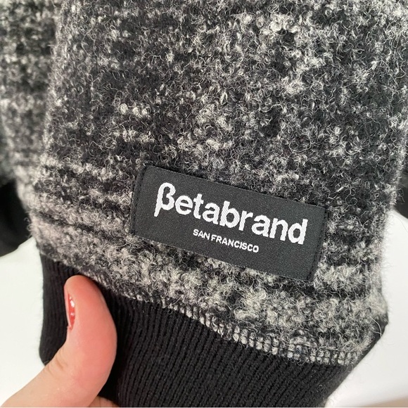 Betabrand Plaid Sweater Sweatshirt Womens Size Small Wool Black Gray Crewneck - Picture 4 of 8